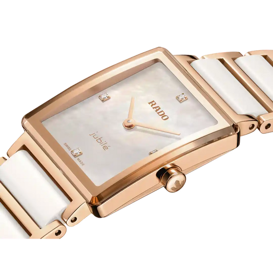 Integral Diamonds