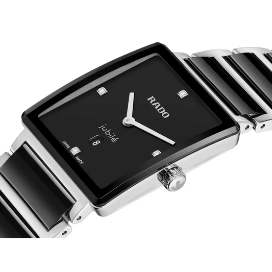 Integral Diamonds
