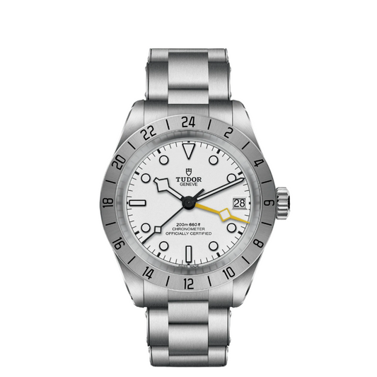 Tudor m79470-0004
Black Bay Pro
Manufacture Calibre MT5652
39mm steel case
Opaline dial at swiss paradise