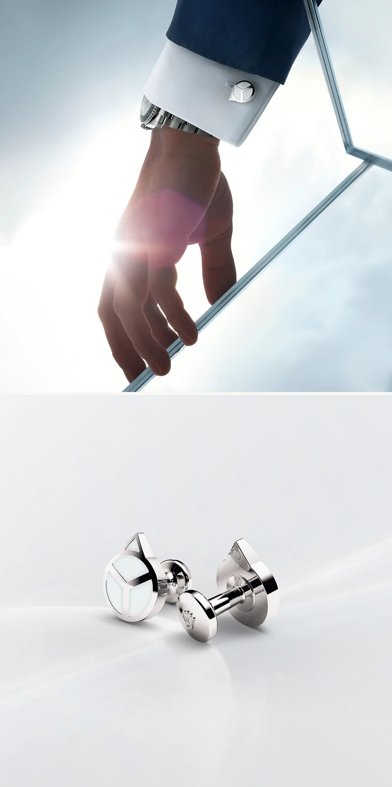 ‘Hand’ cufflinks<br>Always shining